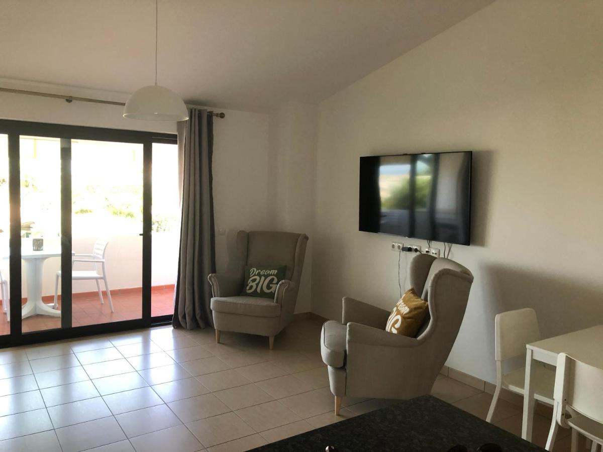 Victory Village Apartamento Кинта-до-Лаго Экстерьер фото